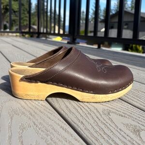 Sven Brown Leather Clogs